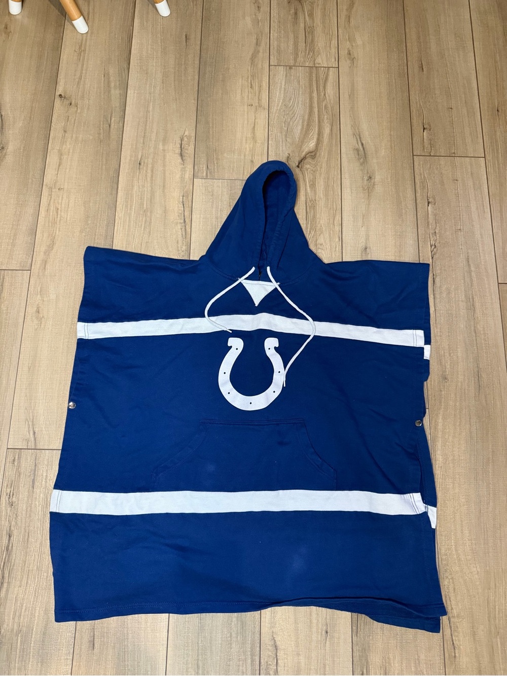 Indianapolis Colts NFL Hooded Sweatshirt Poncho Fleece Cape Wearable Blanket
